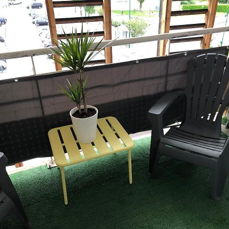 Appart Lourdes 100 M Gare - 4 Places Avec Balcon 10Mn Sanctuaire Exterior photo